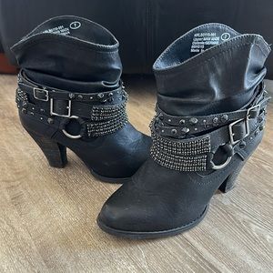 Women’s booties